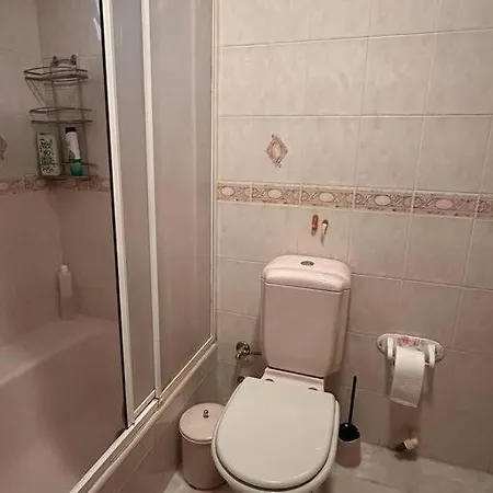 Kadikoy Kalamis 3+1 Merkezi Asansorlu Genis Daire *