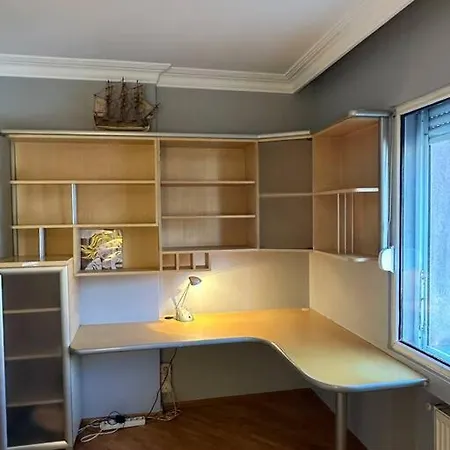 Kadikoy Kalamis 3+1 Merkezi Asansorlu Genis Daire Apartament Stambuł