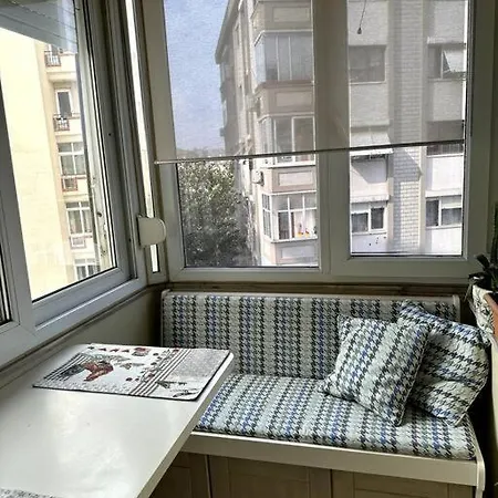 Kadikoy Kalamis 3+1 Merkezi Asansorlu Genis Daire *