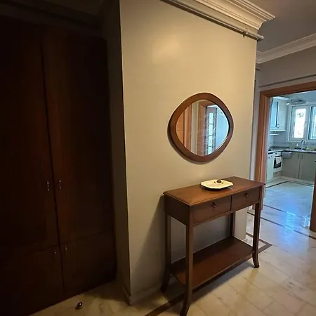 Kadikoy Kalamis 3+1 Merkezi Asansorlu Genis Daire Apartament Stambuł