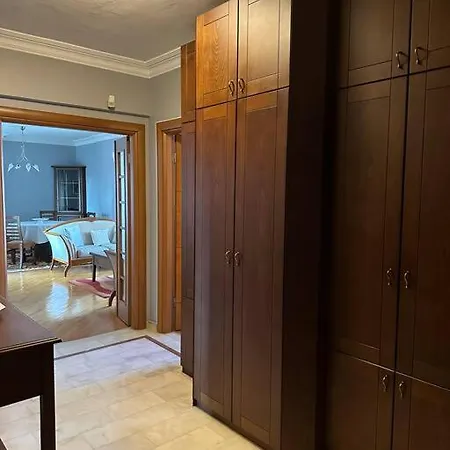 Kadikoy Kalamis 3+1 Merkezi Asansorlu Genis Daire Apartament Stambuł