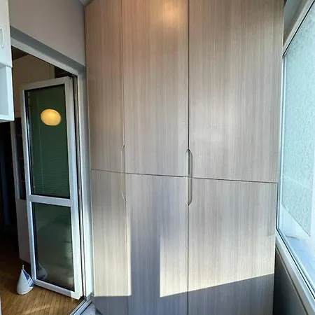 Kadikoy Kalamis 3+1 Merkezi Asansorlu Genis Daire Apartament