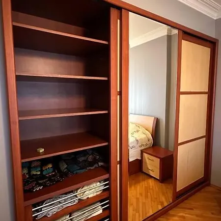 Kadikoy Kalamis 3+1 Merkezi Asansorlu Genis Daire Apartament