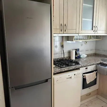 Kadikoy Kalamis 3+1 Merkezi Asansorlu Genis Daire Istanbul