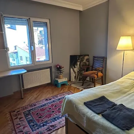 Kadikoy Kalamis 3+1 Merkezi Asansorlu Genis Daire